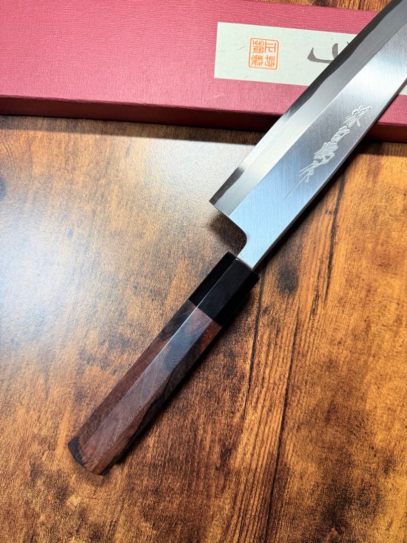 【堺打刃物】左用　身卸 出刃　白鋼　包丁　8寸　紫檀水牛八角柄