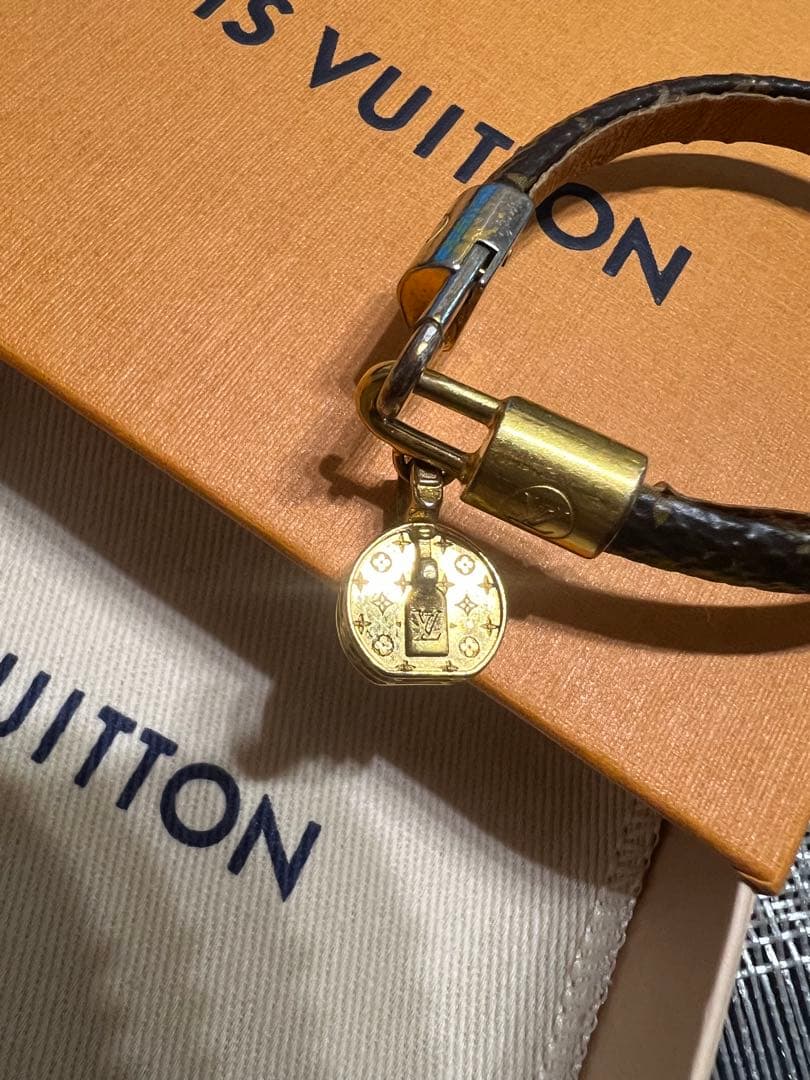 さ*ら様 LOUISVUITTON ブラスレ LV トリビュート ブレスレット