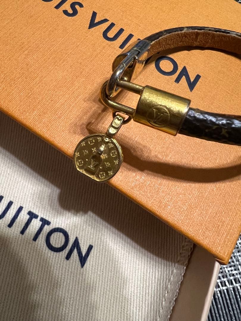 さ*ら様 LOUISVUITTON ブラスレ LV トリビュート ブレスレット
