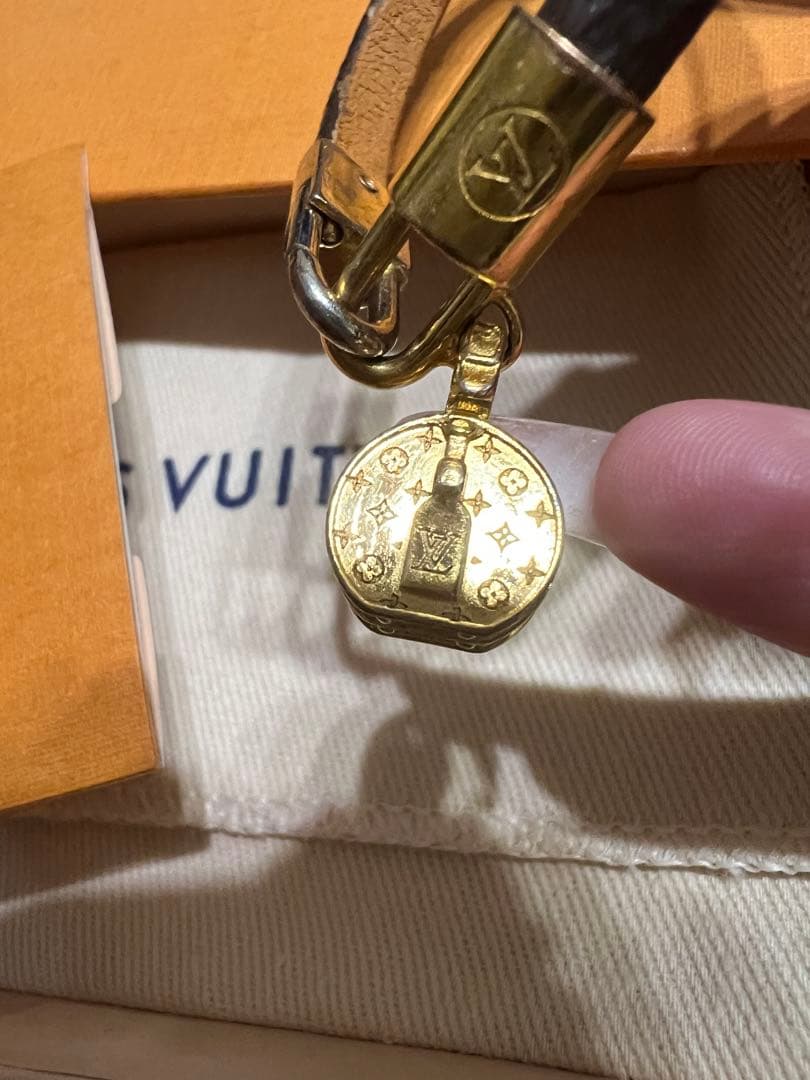 さ*ら様 LOUISVUITTON ブラスレ LV トリビュート ブレスレット