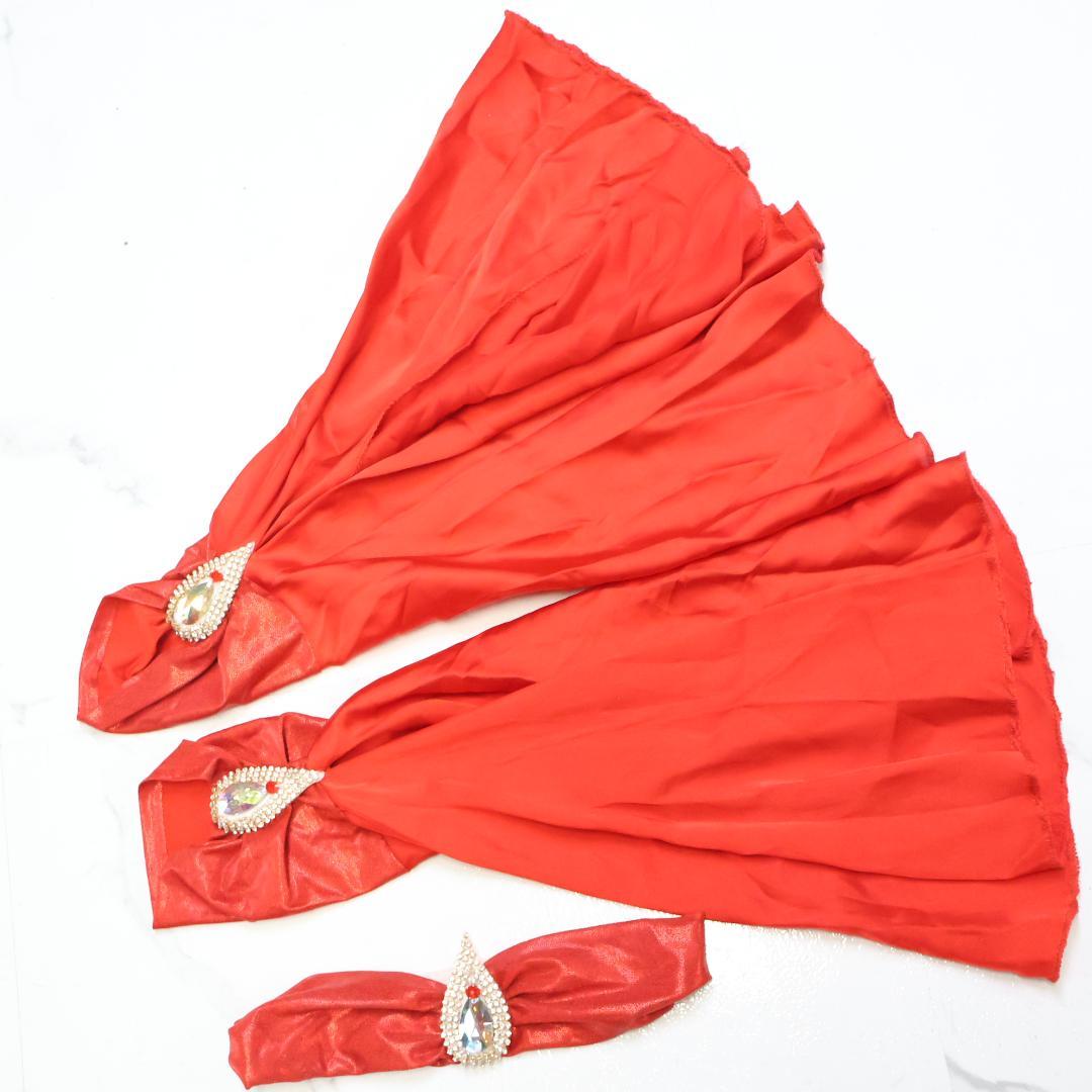 【ベリーダンス用 オリエンタル衣装】レッド ビジュー＆ラメ多数 セットアップ