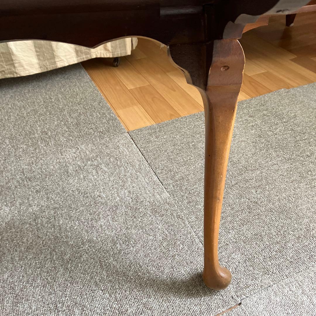 アンティークウォールナット材クラシック木製ガラス天板付き　コーヒーテーブル