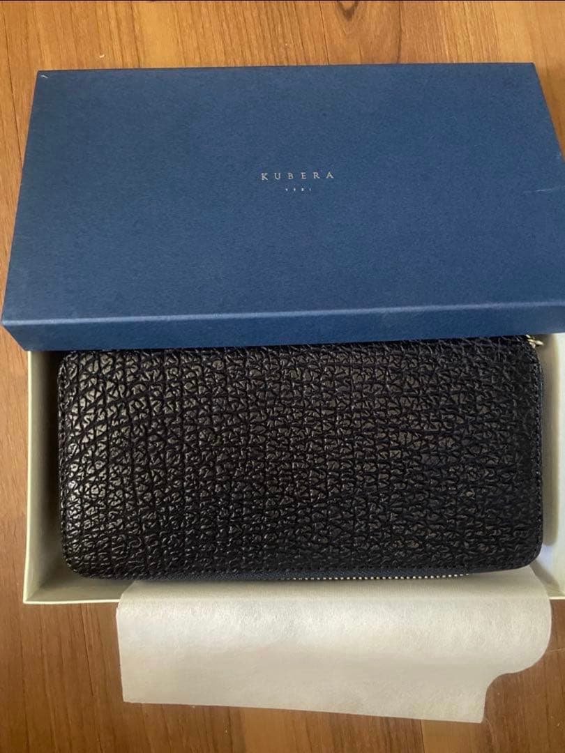 KUBERA kubera 長財布 ネイビー 鮫皮