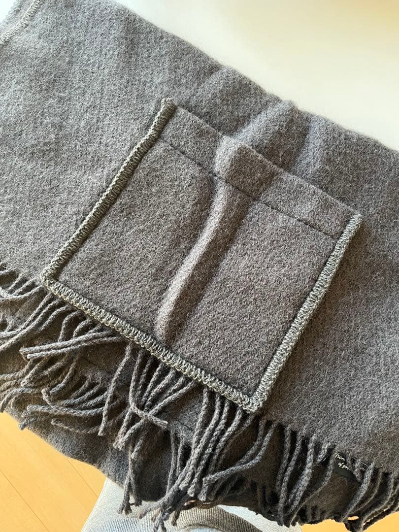 LAPUAN KANKURIT ポケット付きショール