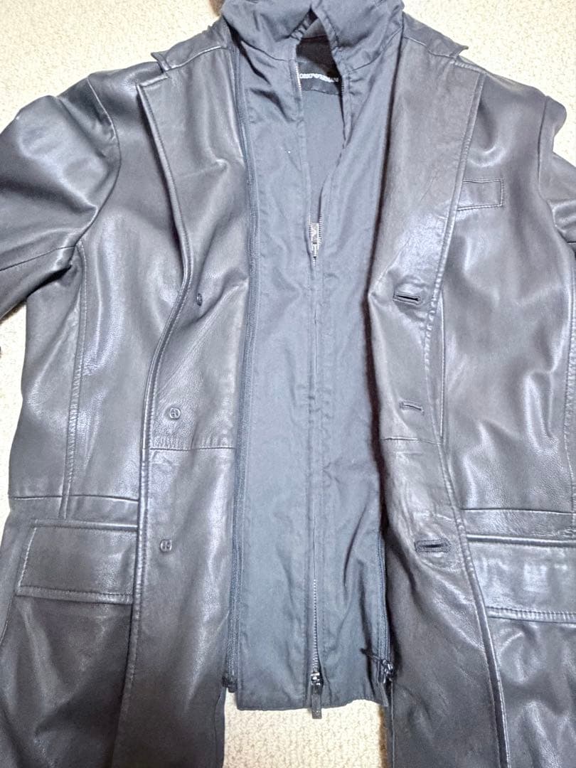 s*a様 エンポリオアルマーニ　黒 レザーブレザージャケット 取外フード付き