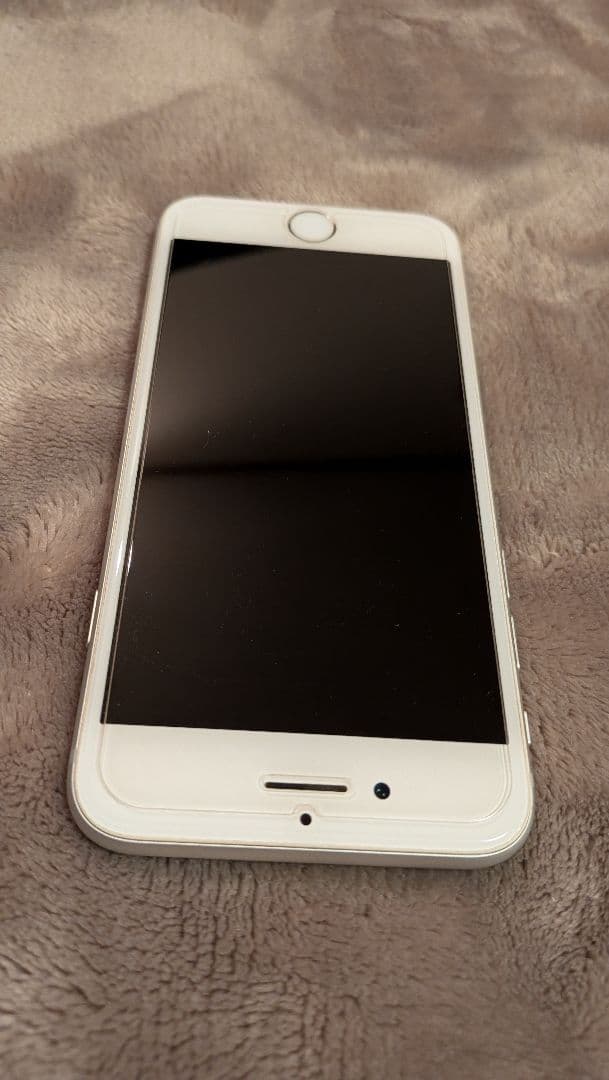 iPhone8　MQ92J/A　SIMフリー