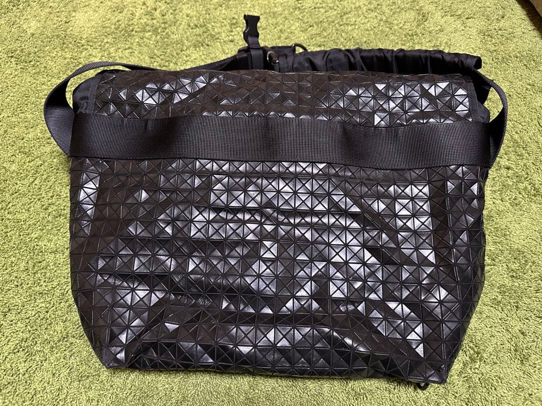 最終価格　baobao イッセイミヤケ バオバオ　メッセンジャーバッグ