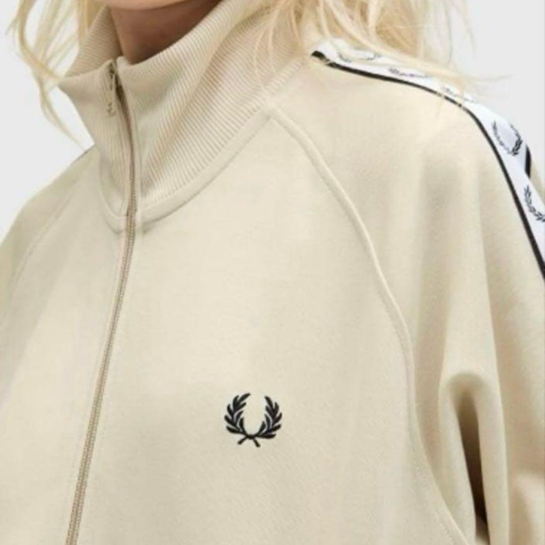 Taped Track Jacket／フレッドペリートラックジャケット完売カラ－