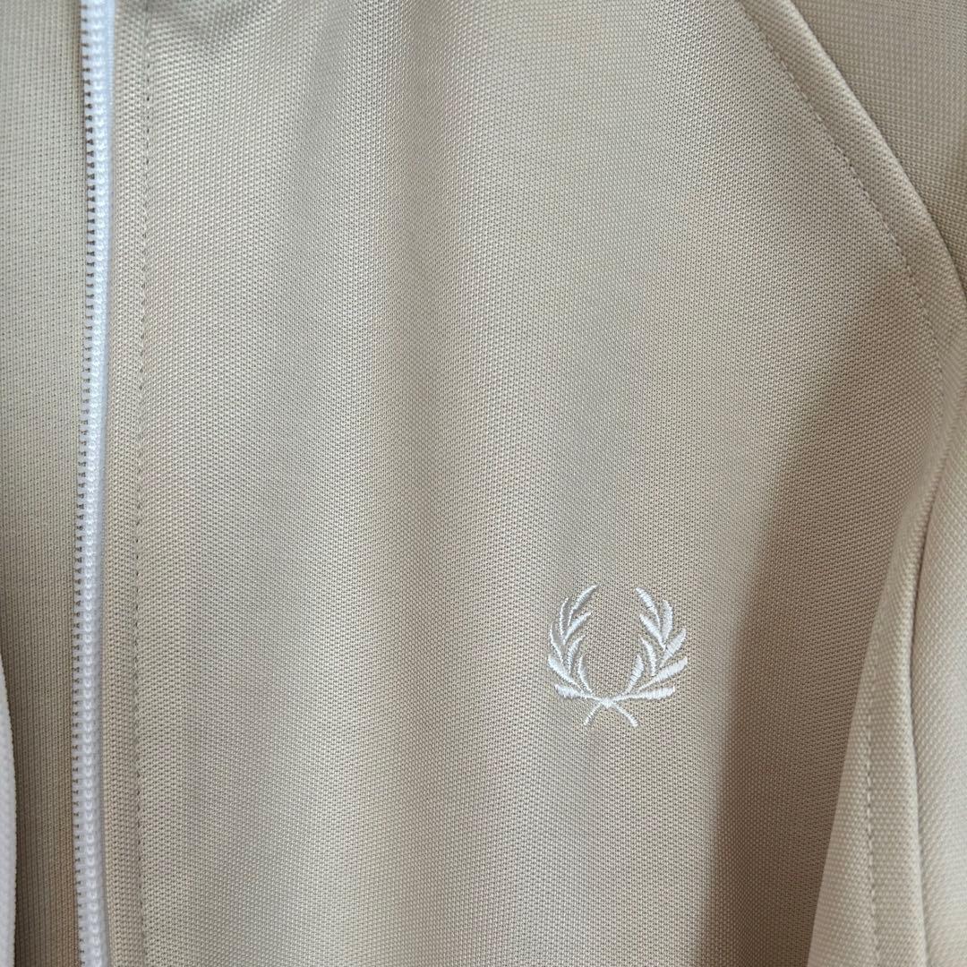 Taped Track Jacket／フレッドペリートラックジャケット完売カラ－