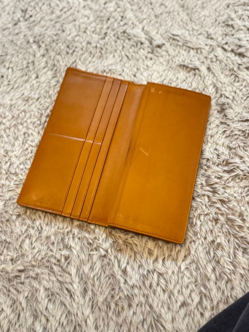 土屋鞄、コードバンレザー長札入れ