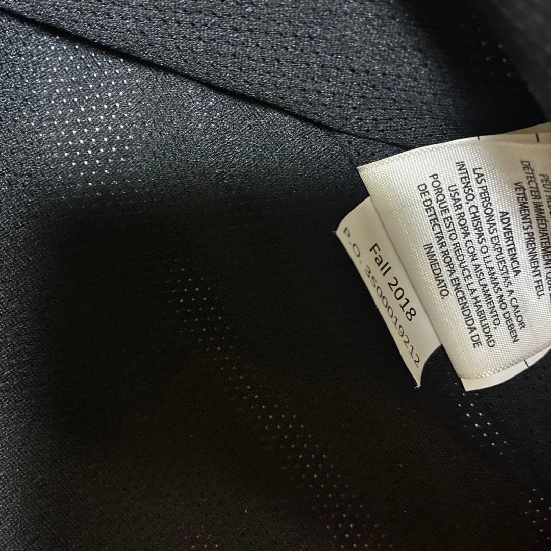 Carhartt STORM DEFENDER マウンテンパーカー ネイビー