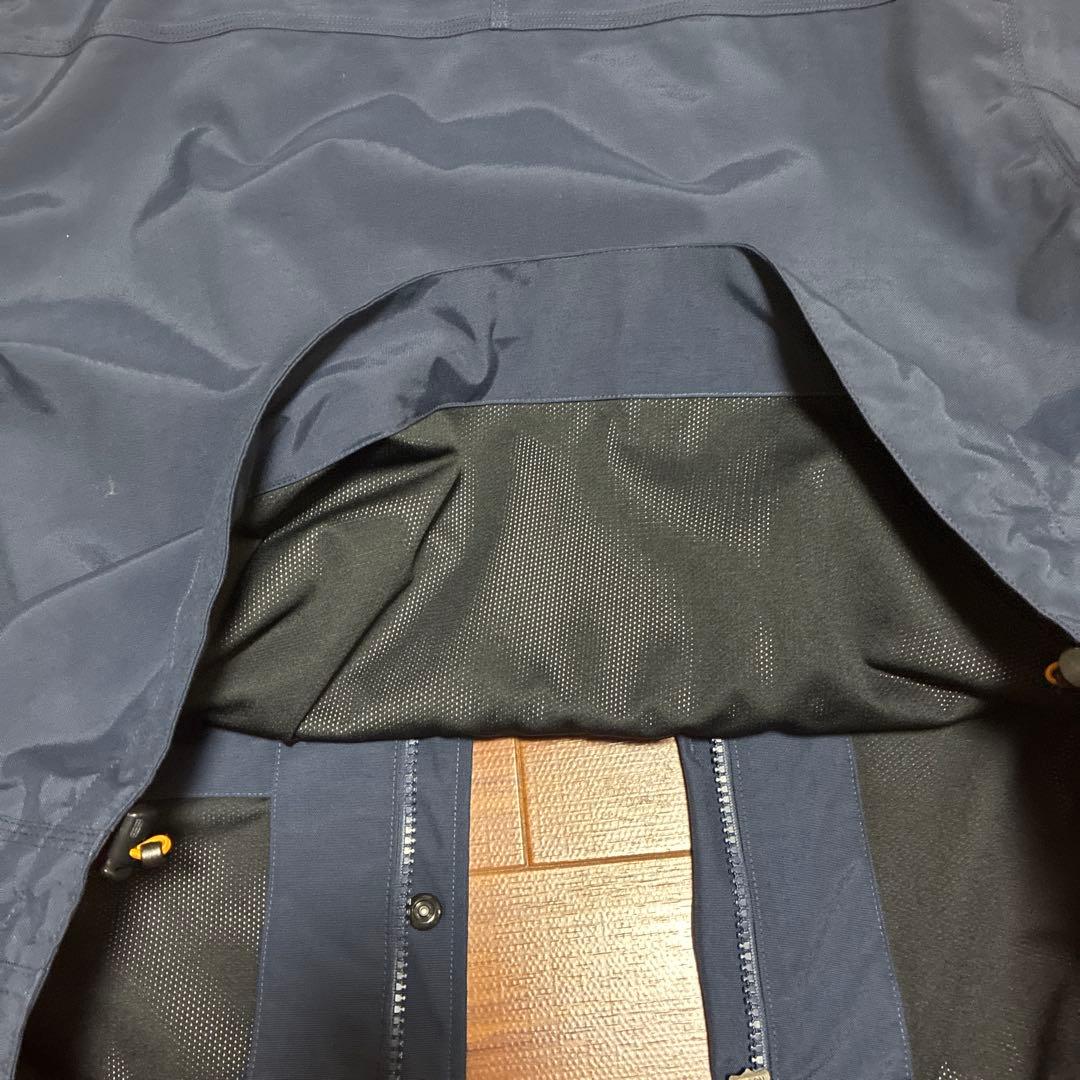 Carhartt STORM DEFENDER マウンテンパーカー ネイビー