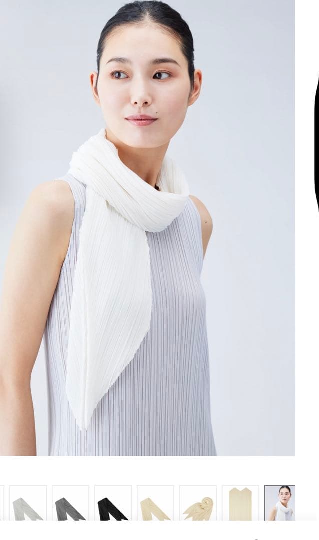 ISSEY MIYAKE ホワイト プリーツスカーフ