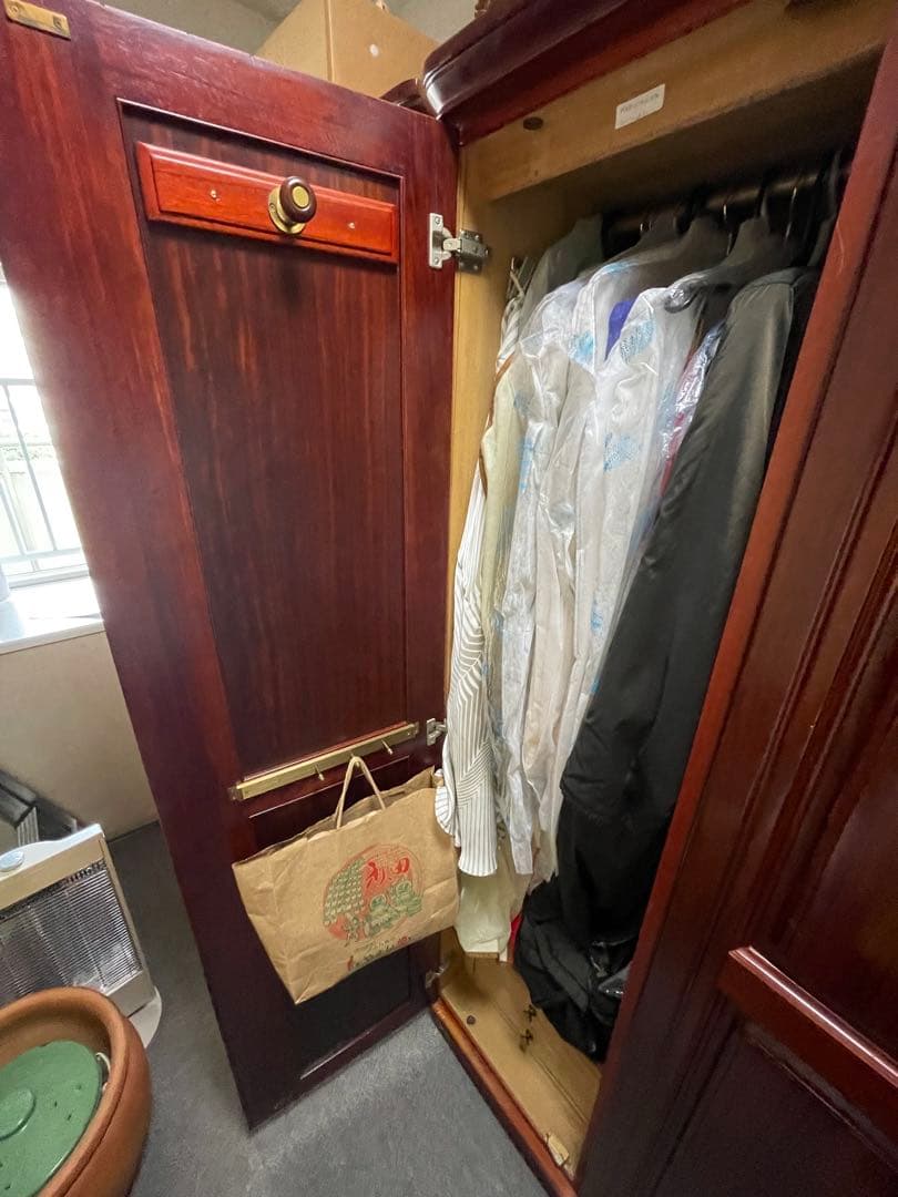 【値下げ】お買い得！　【状態良好】　大型木製洋服タンス