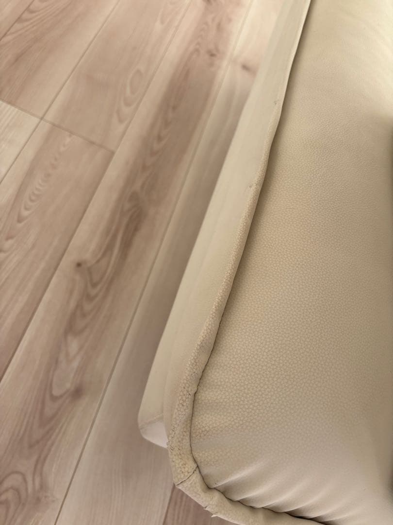 ニトリ　3人掛けソファ　Nシールド　アイボリー