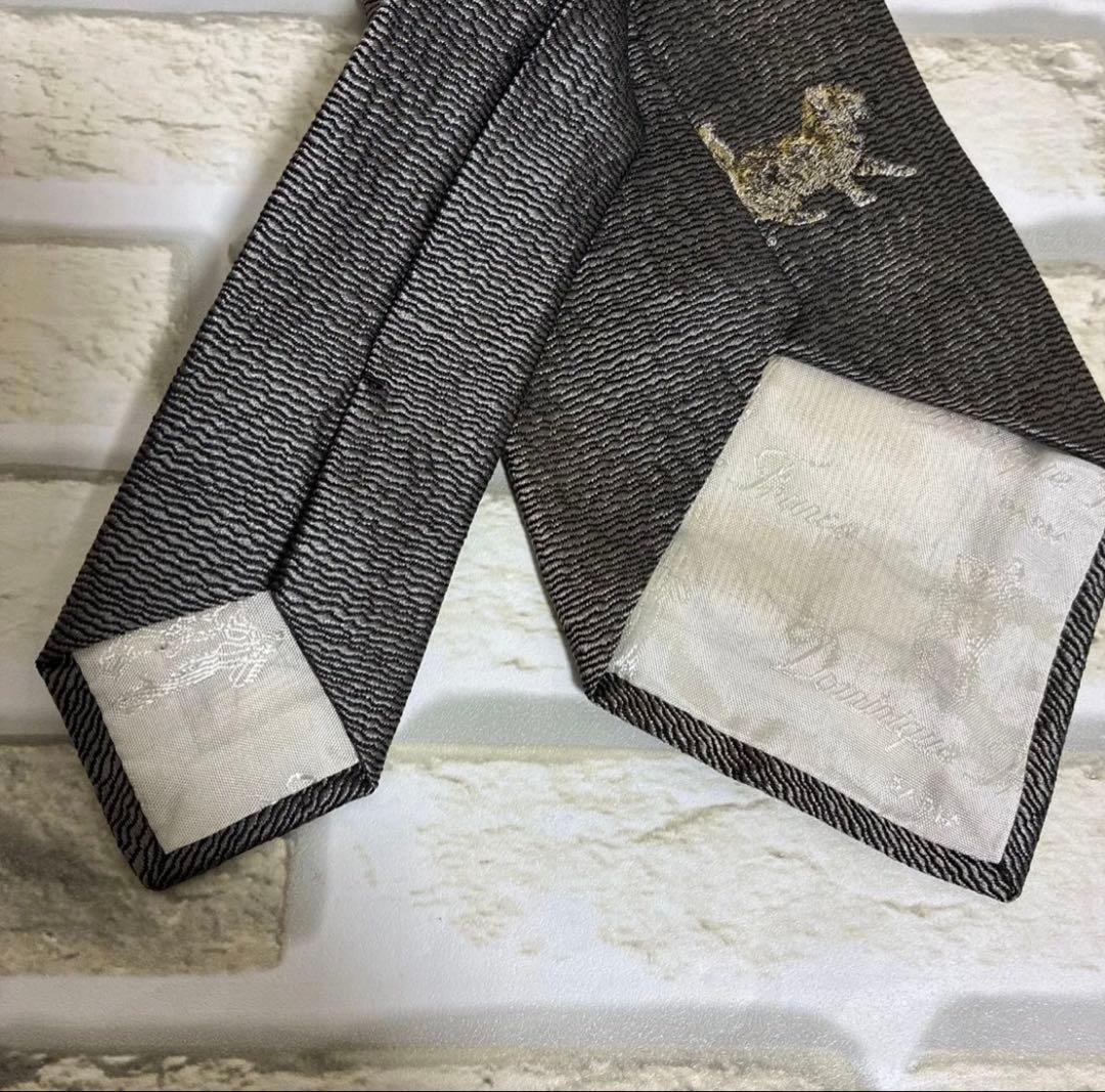 ドミニクフランス猫刺繍 グレー シルクネクタイ