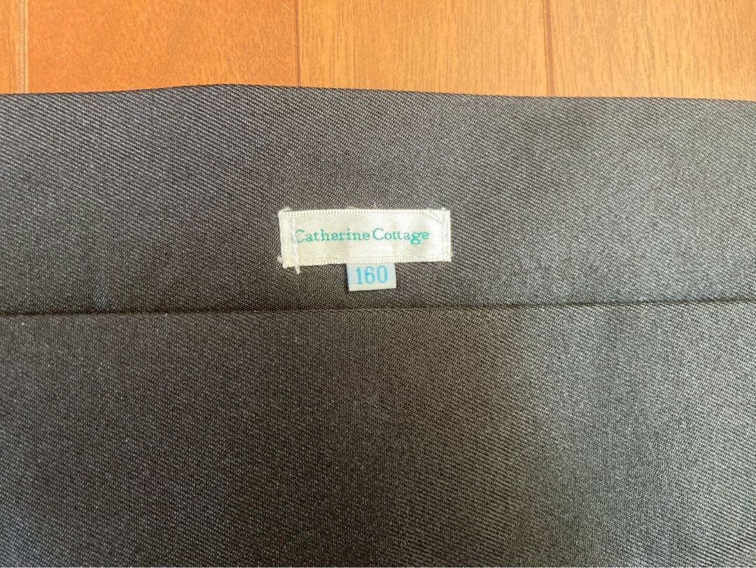 Catherine Cottage 椿ベージュ・黒袴・肌襦袢のセット 160