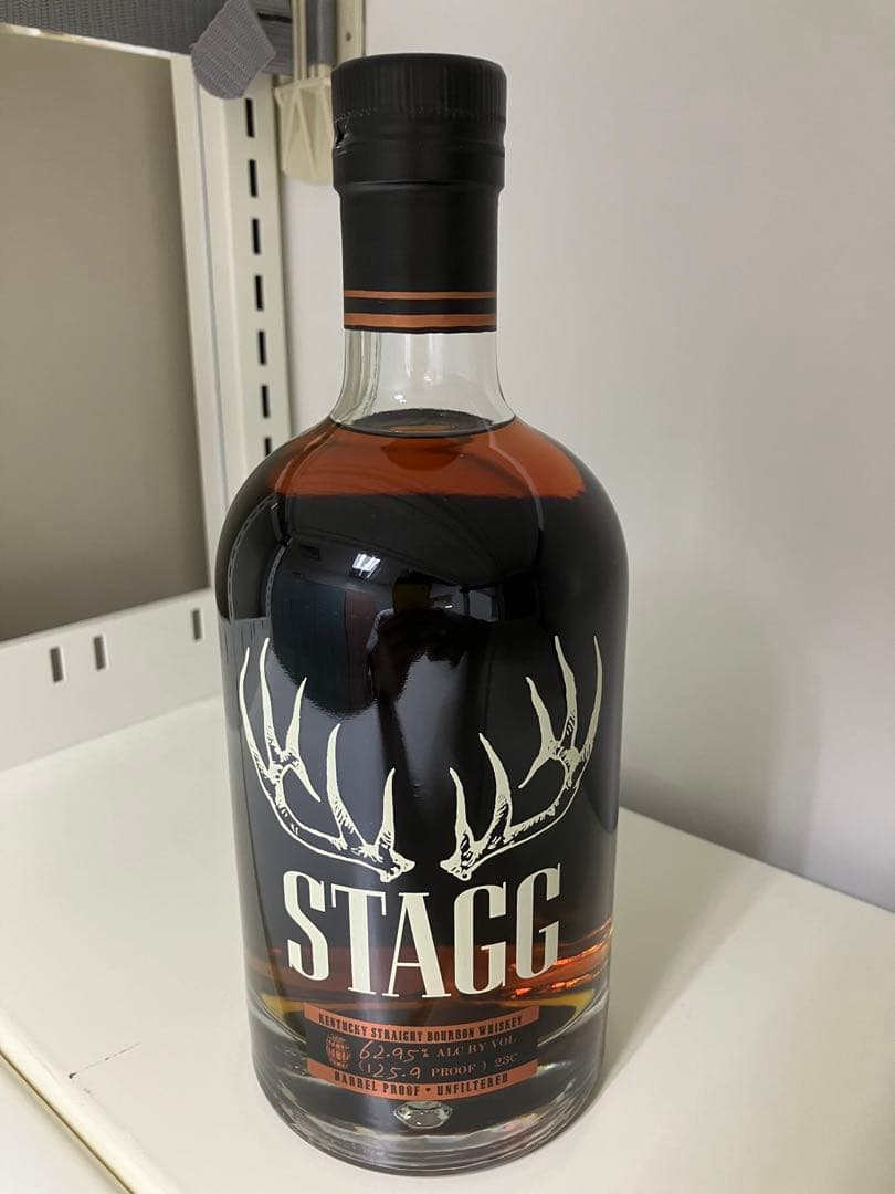 スタッグ STAGG バーボン ウイスキー