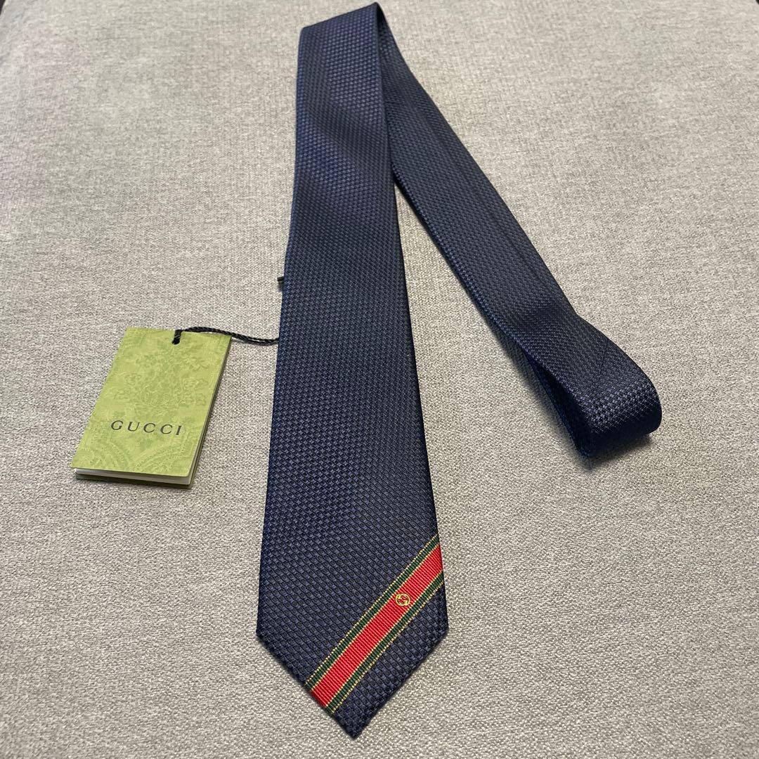 新品未使用タグ付き　GUCCI グッチ　ネクタイ　ネイビー