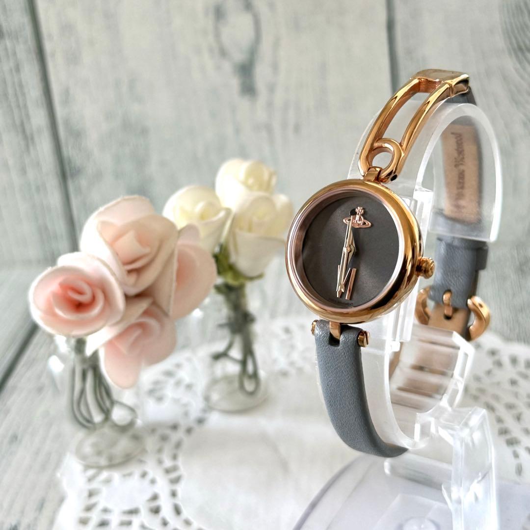 【電池交換済】 vivienne ヴィヴィアン 腕時計 ピンクゴールド