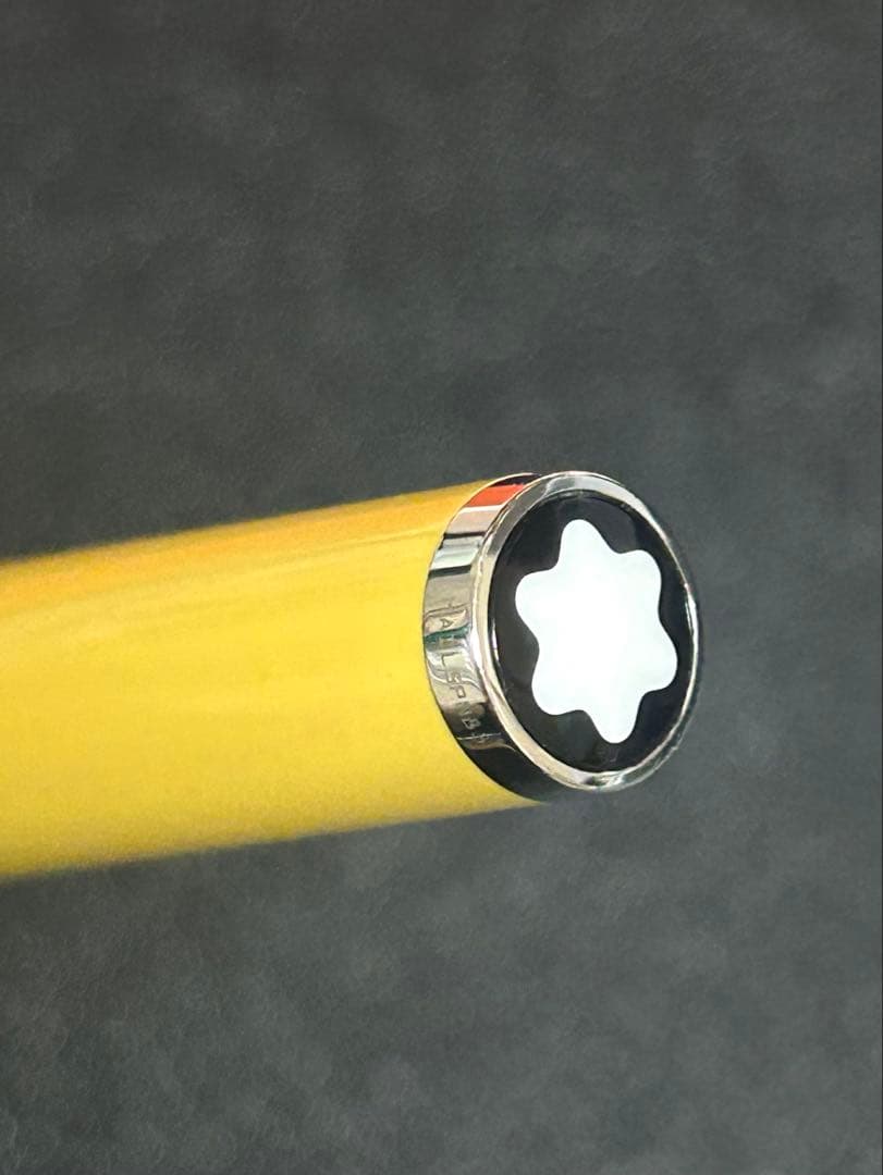 モンブラン　pix ボールペン　イエロー