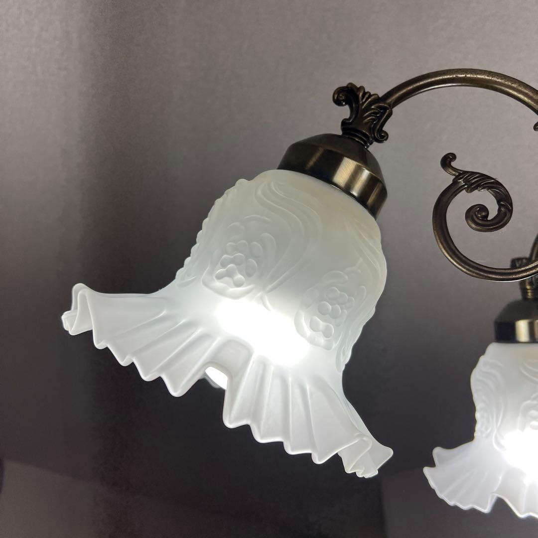 アンティーク　シーリングライト 5灯 フリル付き