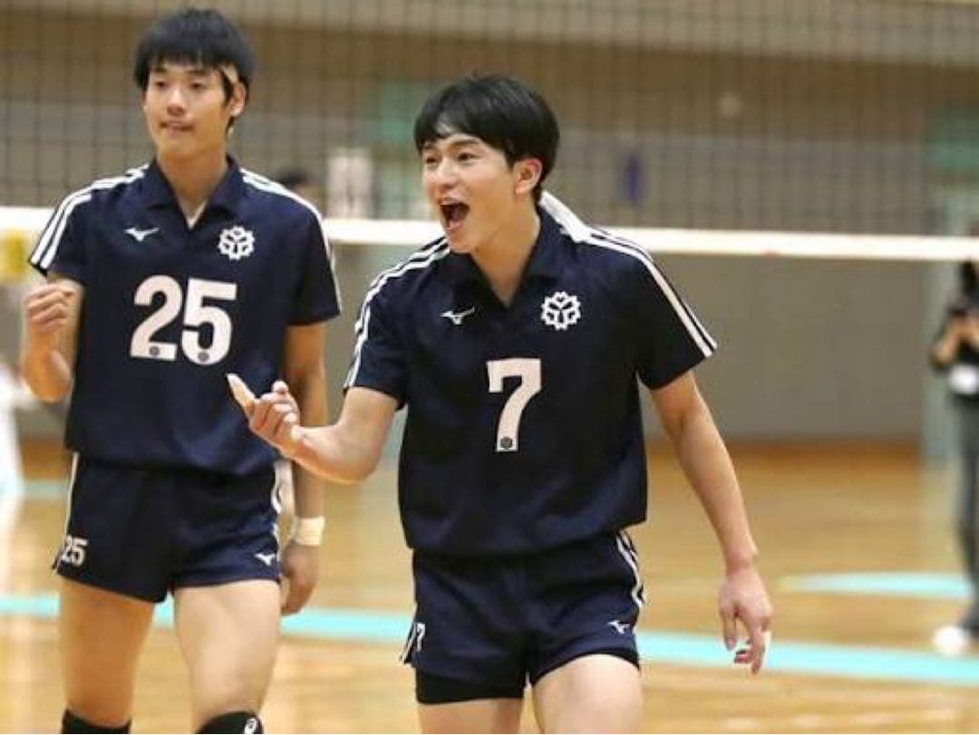 吉村颯太選手 同番号 (希少)日本体育大学 バレーボール ゲームパンツ