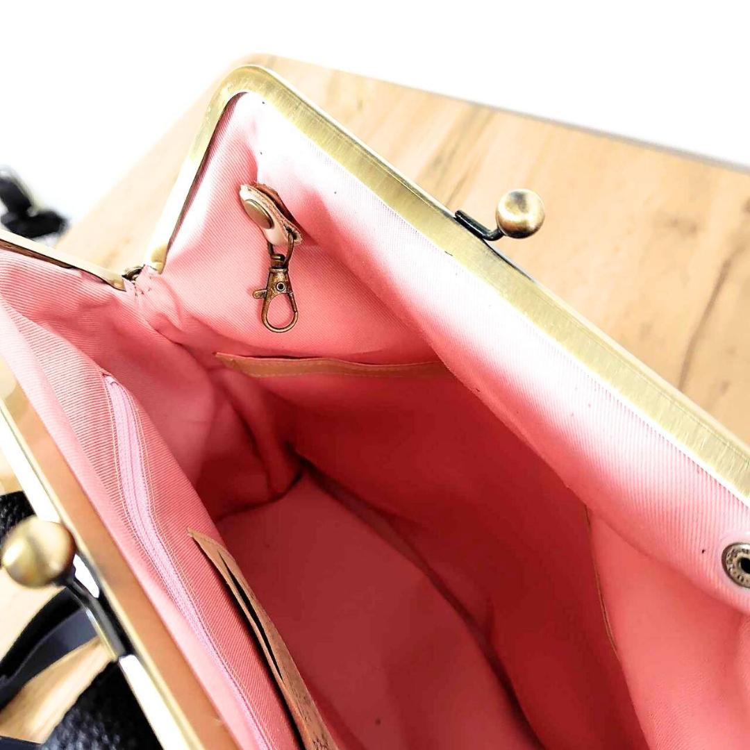 ミナペルホネン/2025rosyロージィーネイビー/がま口リュック牛革黒