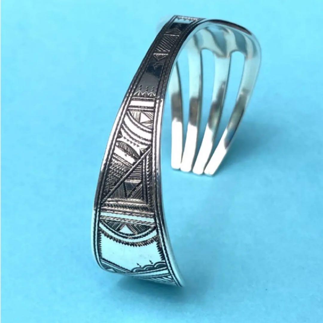 DAN✖️TOUAREG／フォークバングル　トゥアレグ族　純銀製