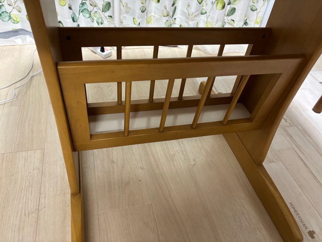 木製テーブル　椅子別出品