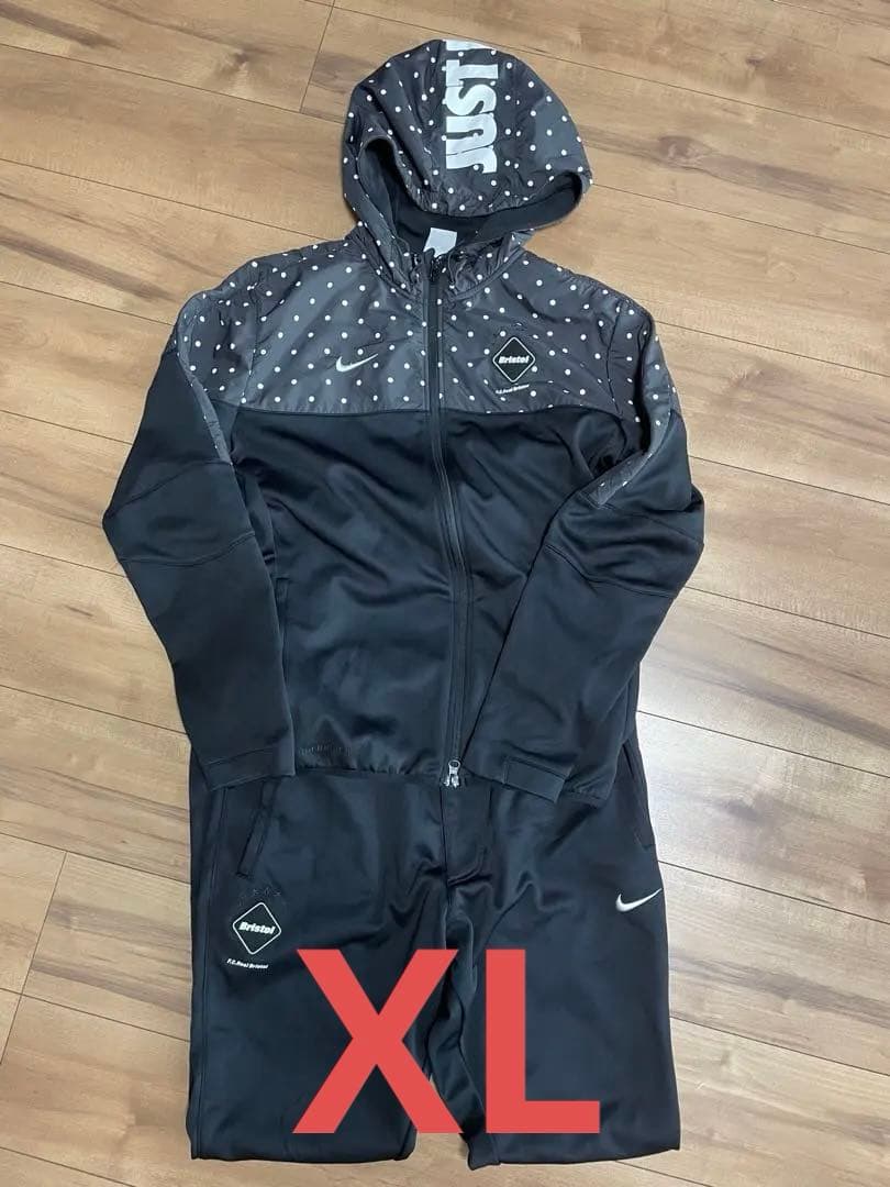 NIKE fcrbセットアップ　黒色　XL soph