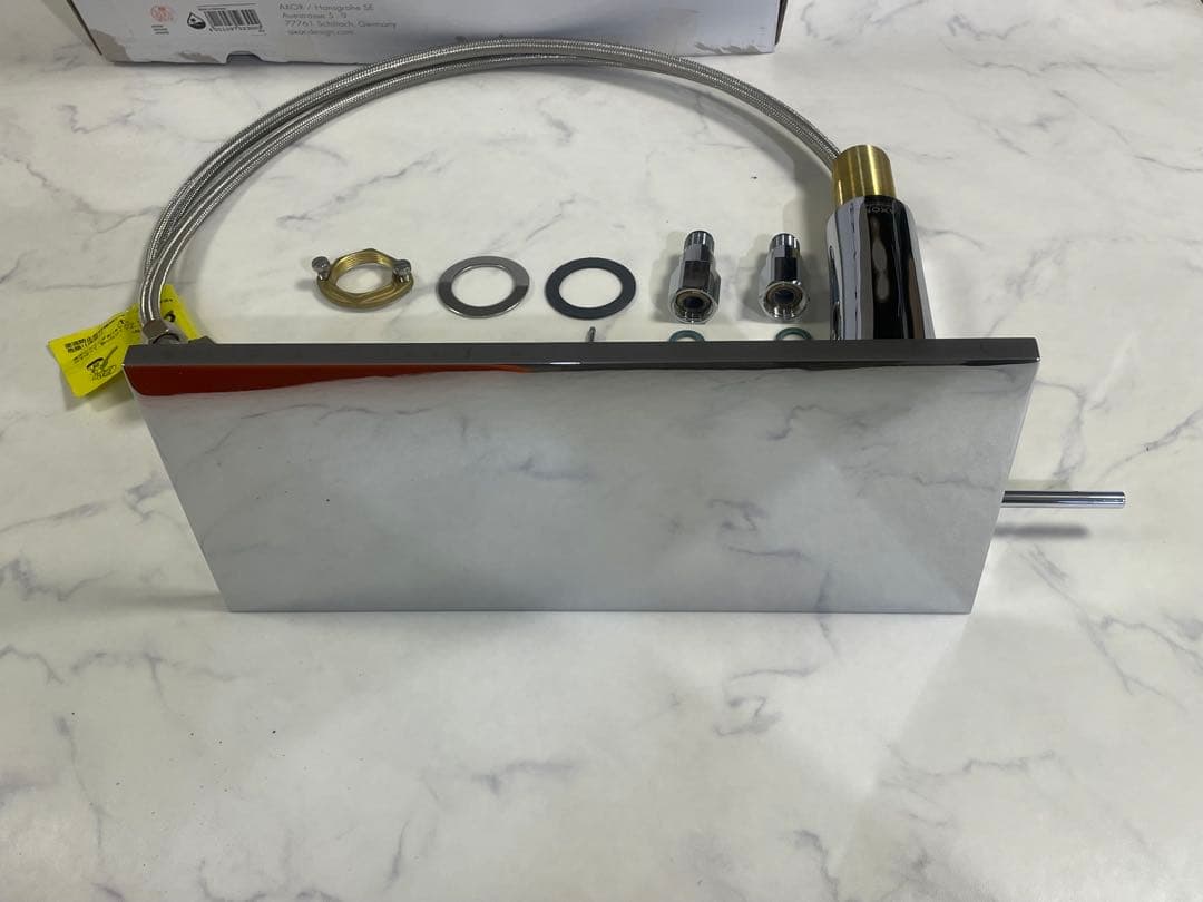 シングルレバー洗面混合水栓