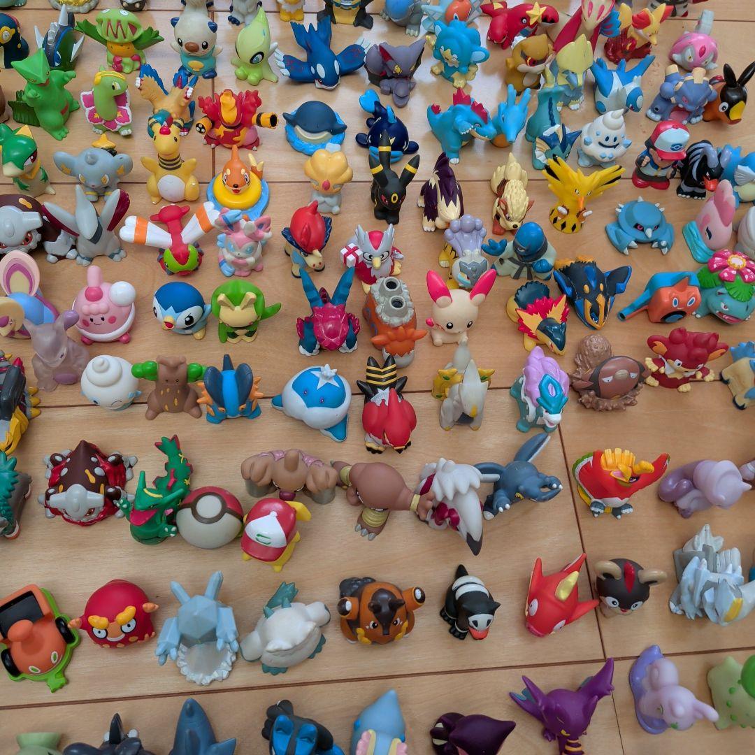 任天堂　ポケモン　指人形　ポケモンキッズ 約350個
