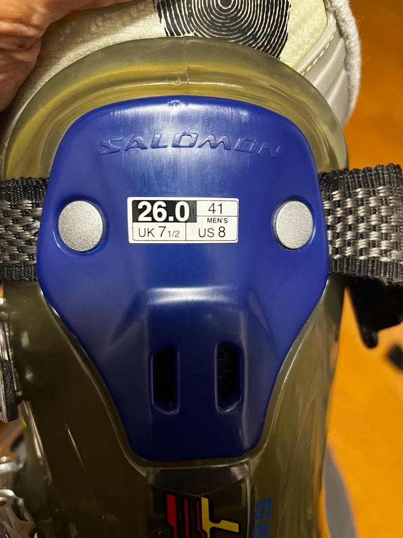 りくにぃ　フィッシャー　Fischer フリースタイルスキー　riu