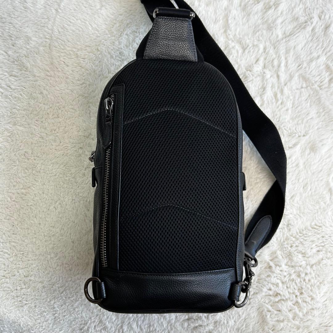 COACH シグネチャー　ボディーバック　黒　C1073 黒