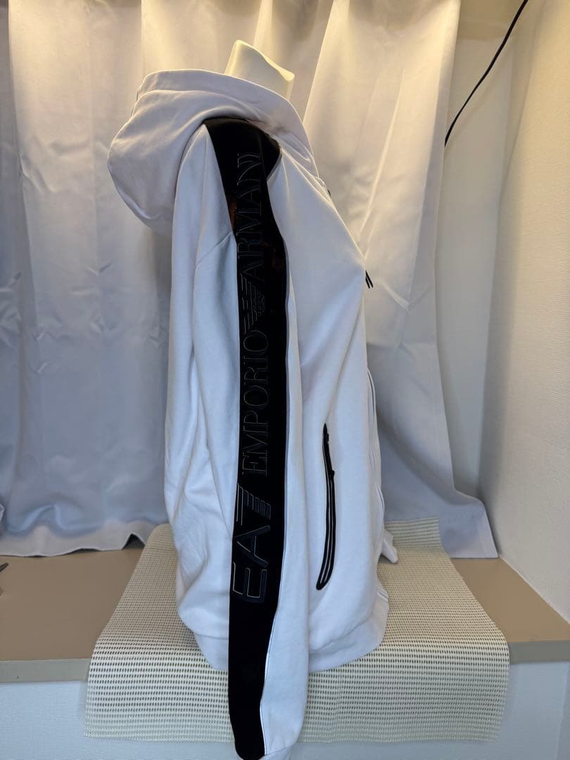 EA7 EMPORIO ARMANI 袖ロゴラインL（XL）ほぼ新品