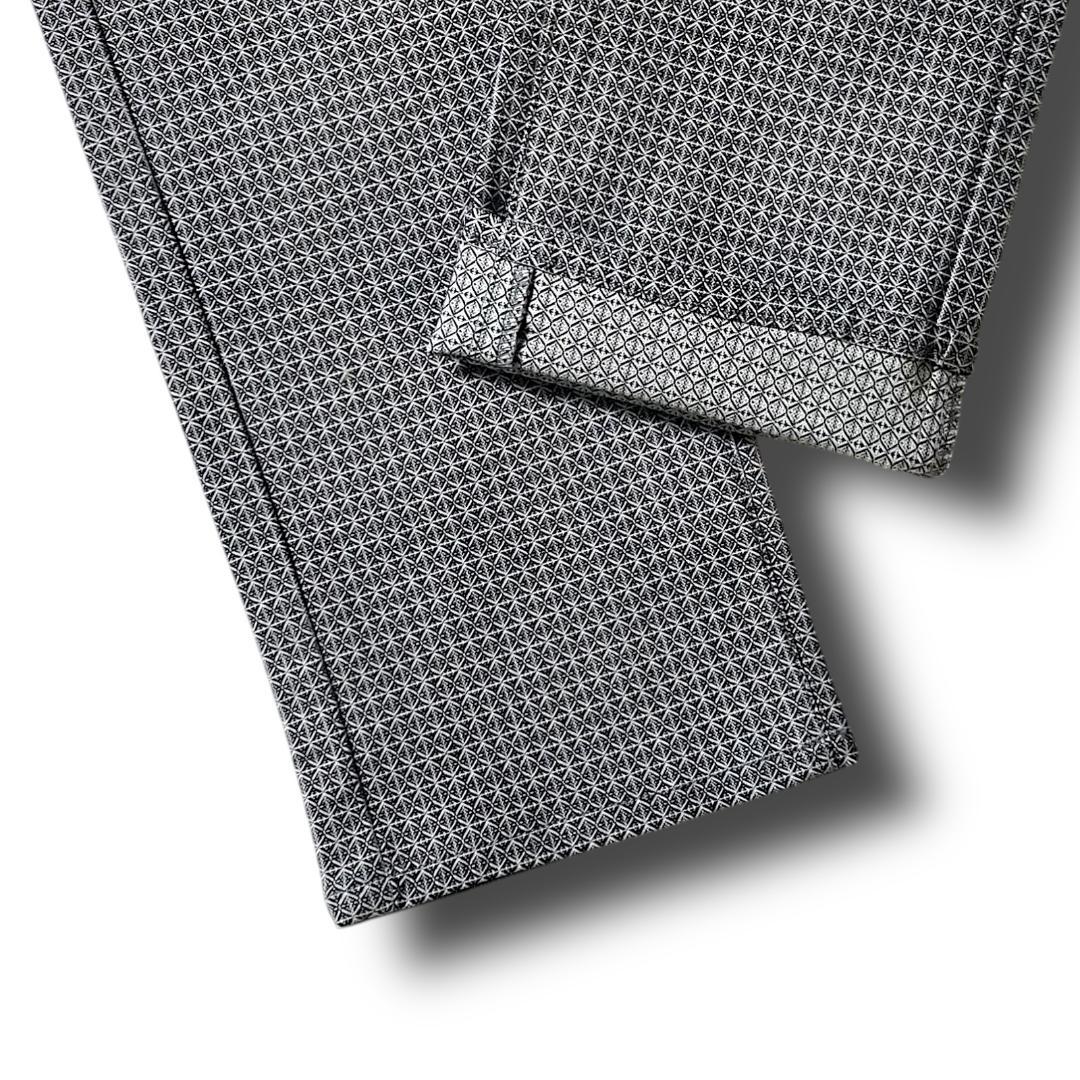 定価29700円 0 パーリーゲイツ ダイヤストレッチ エンブレムリボン パンツ