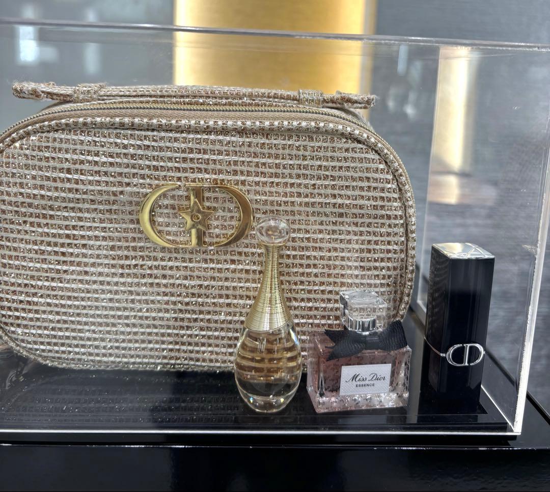 ディオール　クリスマスオファー　ホリデー　ポーチ