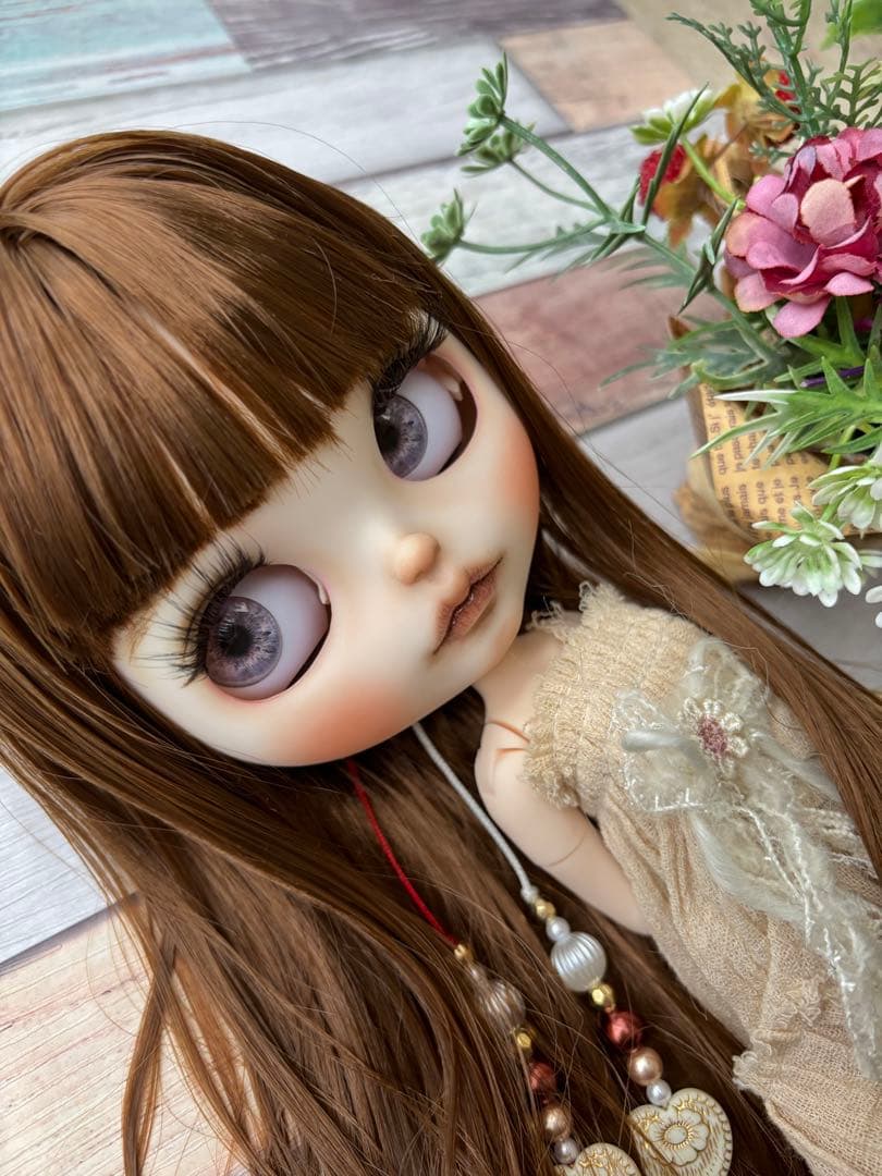 カスタムアイシードール　ネオサイズ　白肌　本体のみ