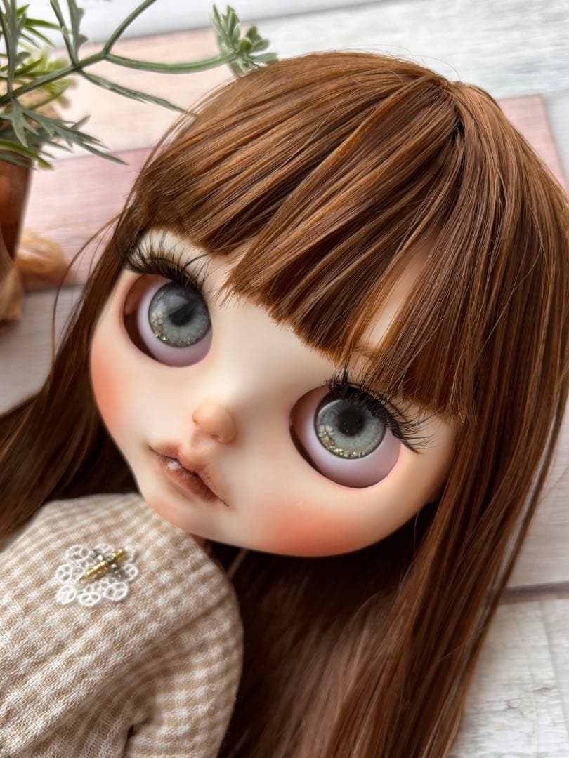 カスタムアイシードール　ネオサイズ　白肌　本体のみ