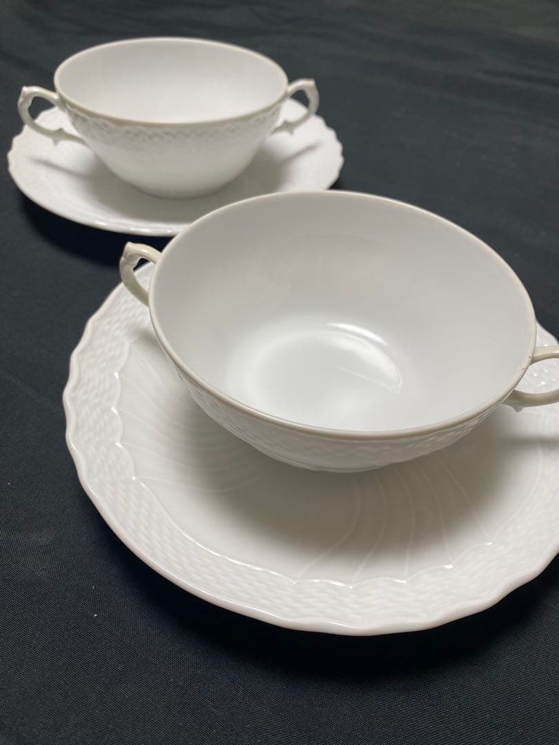 【美品】ジノリ　ベッキオホワイト　ダブルハンドルスープカップアンドソーサー×2