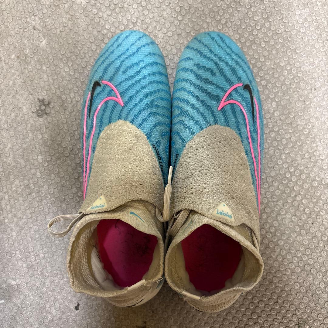 NIKE ファントムGX 人工芝用