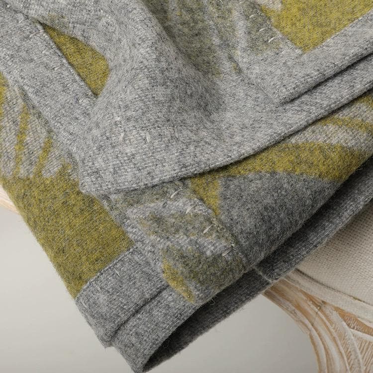 ヘビーウェイト厚手ジャカードブランケット オフィス・お昼寝用 100%ウール毛布