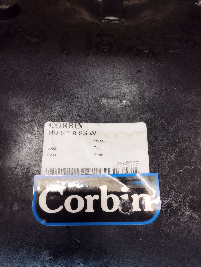 ハーレー　コルビン　BMC　シート　FXLRS