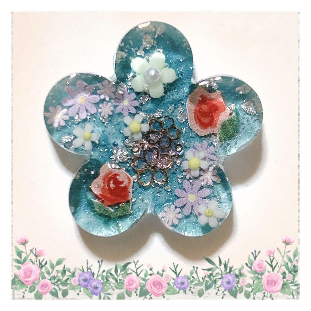No 997❣️可愛いお花型レジンヘアゴム❣️٩(๑❛ᴗ❛๑)۶❣️