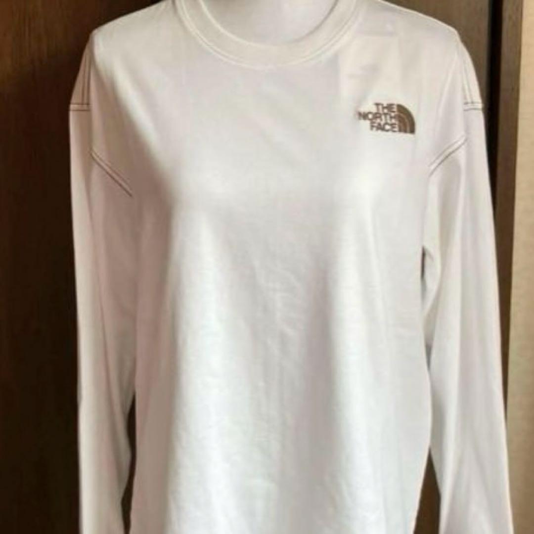 新品未使用　韓国正規 ノースフェイス　ESSENTIAL TEE ホワイト　S