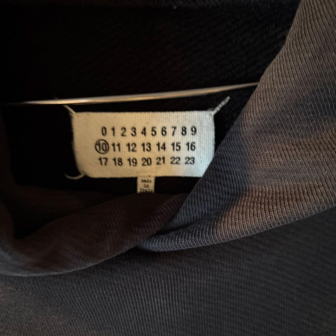 兵*ん様 メゾンマルジェラ　2020aw 反転ロゴ　パーカー　黒