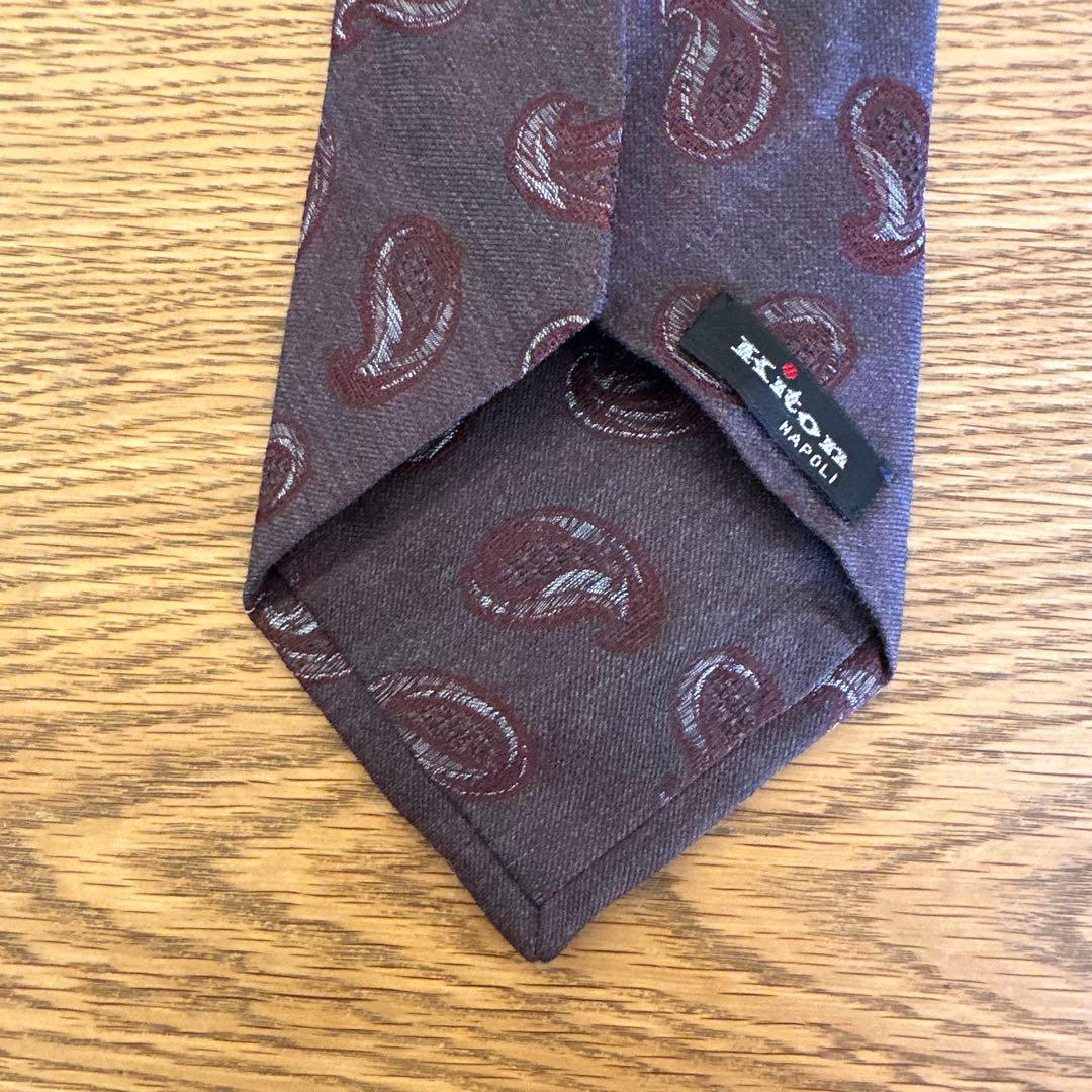 kiton セッテピエゲ ネクタイ