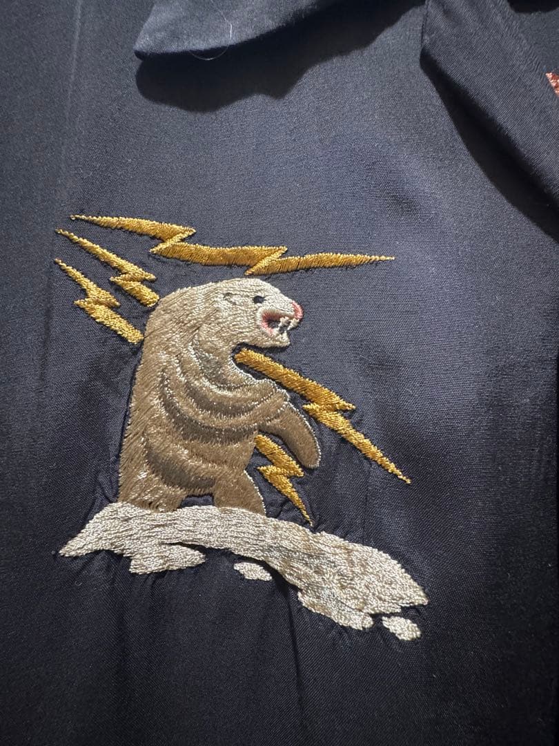 BEAMS 黒 beams別注　アラスカ　シャツ