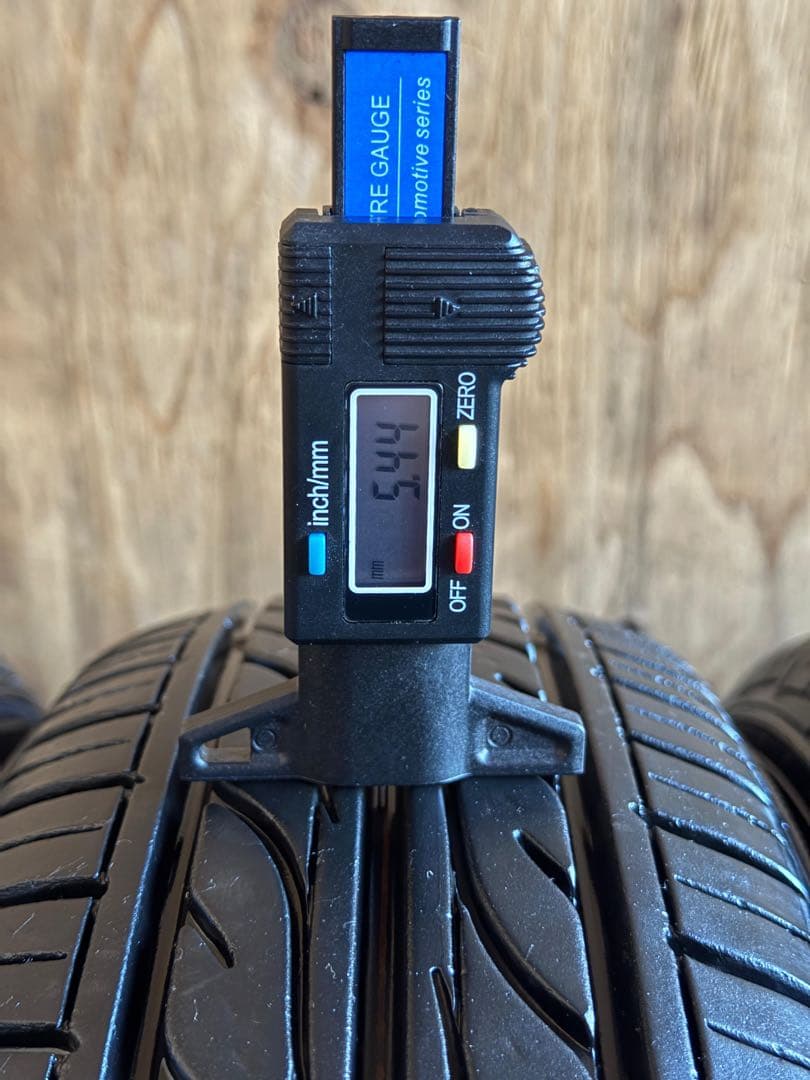 タイヤ・ホイール (521)155/65R14 DUNLOP EC202